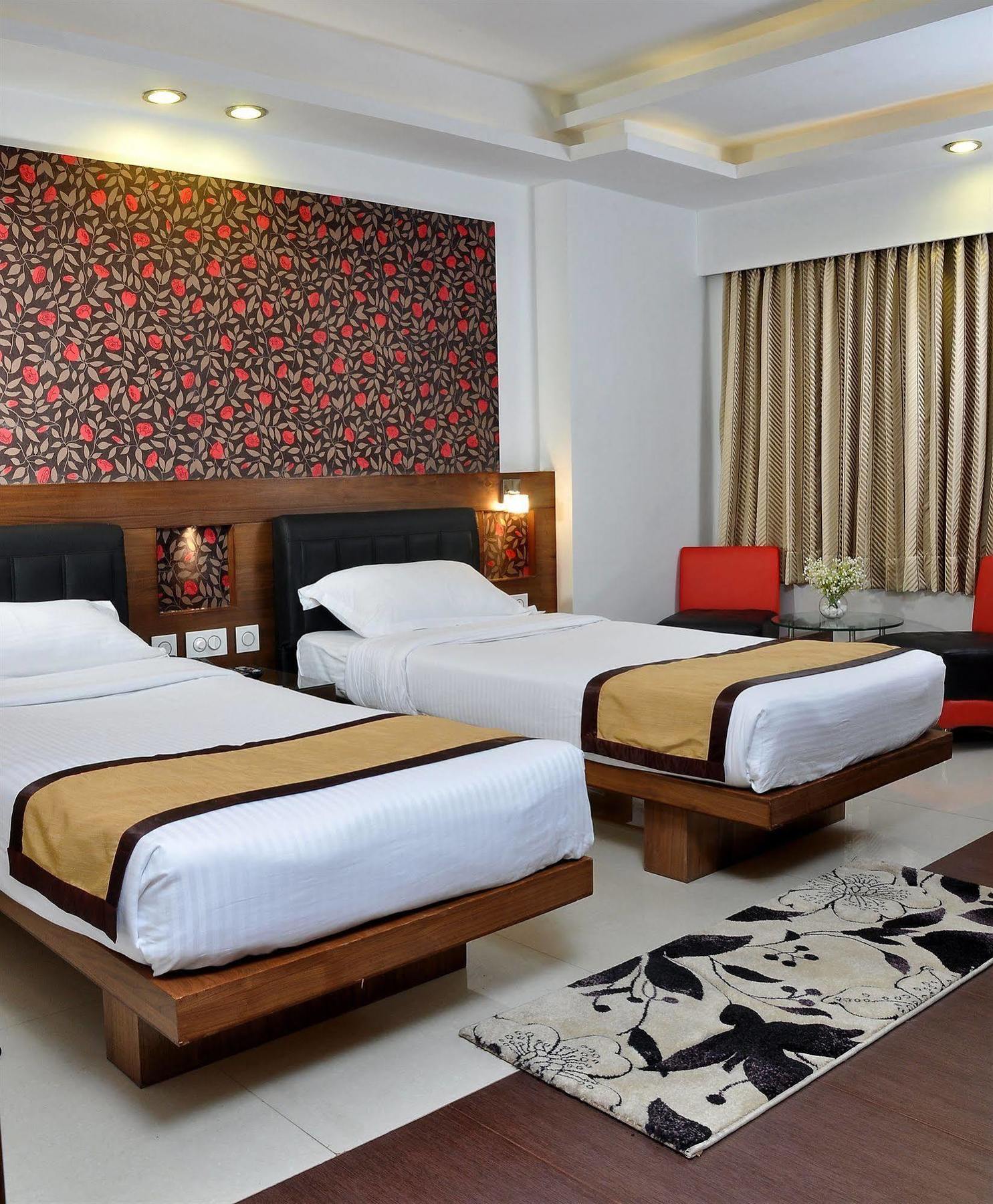 Hotel Niharika Kalkutta Kültér fotó